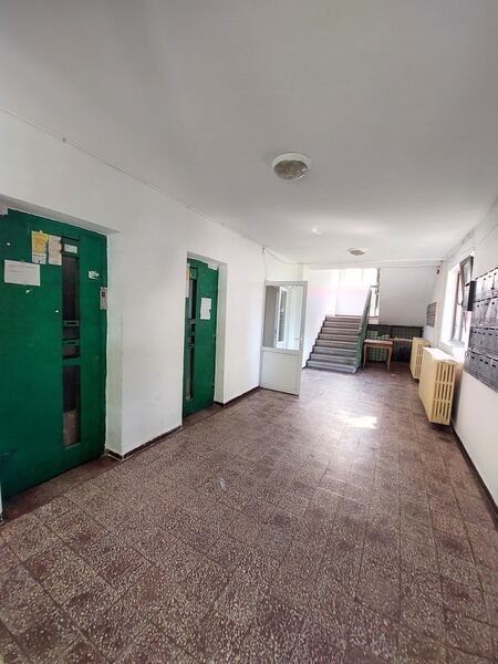 Basarabia, garsoniera, et. 1/10